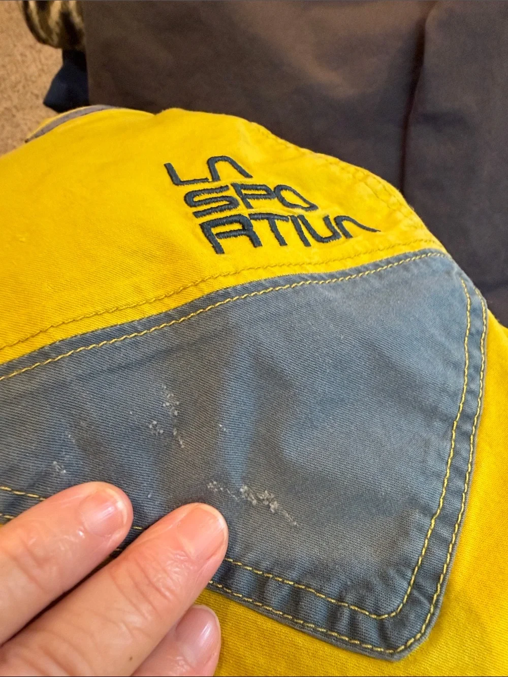 La Sportiva Bleausur Shorts in men’s size small. Rock Climbing. Hiking. Outdoor